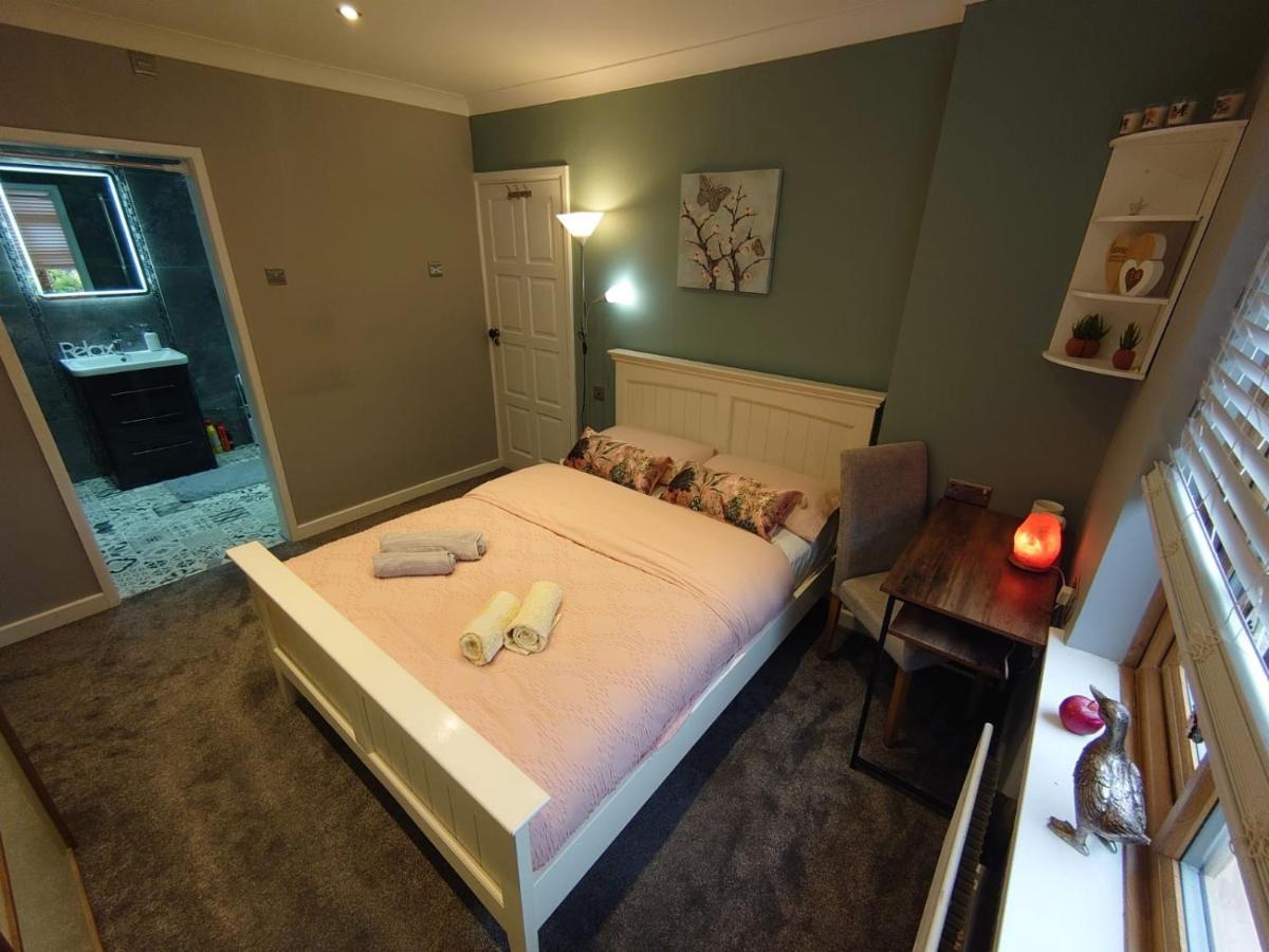 Lovely Room With Ensuite In A Quiet House Rayleigh Exteriér fotografie